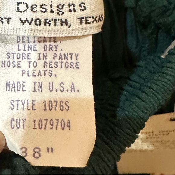 Vintage BMW Dedigns 2 piece jacket and skirt set  NWT Size Large - Picture 14 of 14